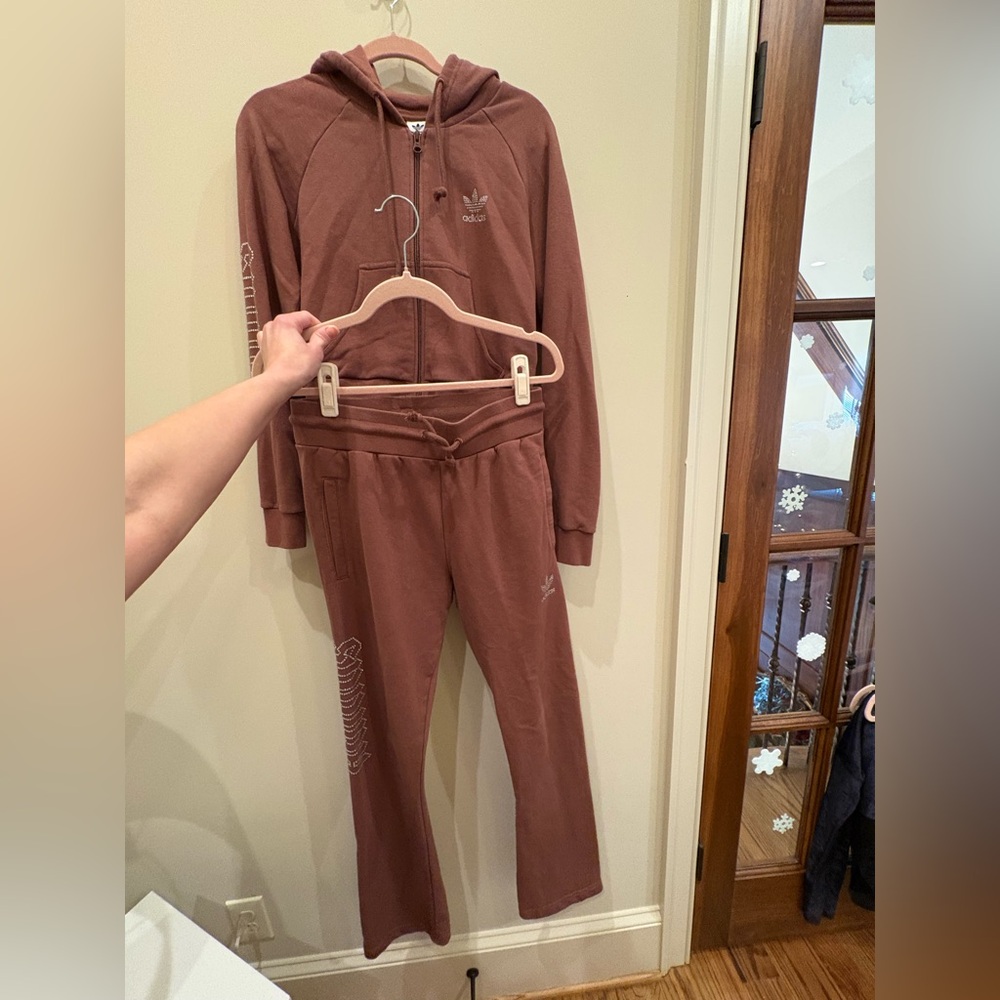 Brown Adidas Outfit